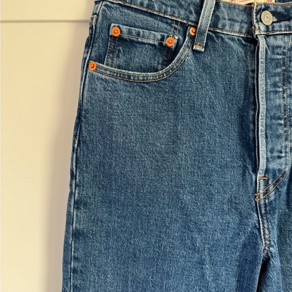 Levi’s Ribcage Straight - Picture 4 of 5